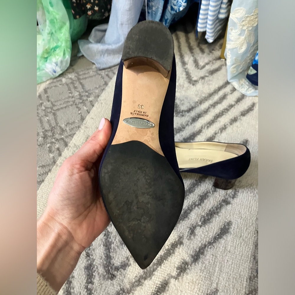 EUC Sarah Flint Navy Suede Pumps - Picture 6 of 6